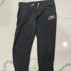 Nike Joggers Small Gray